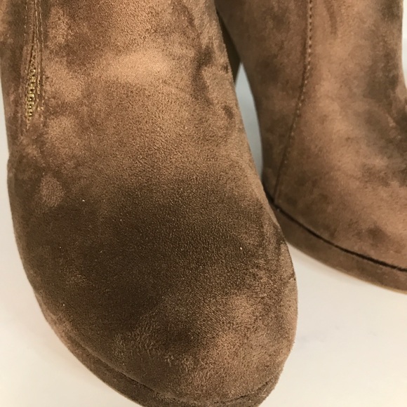 Top Moda Ankle zip Booties Taupe Neutral Size 8.5 - Picture 9 of 9